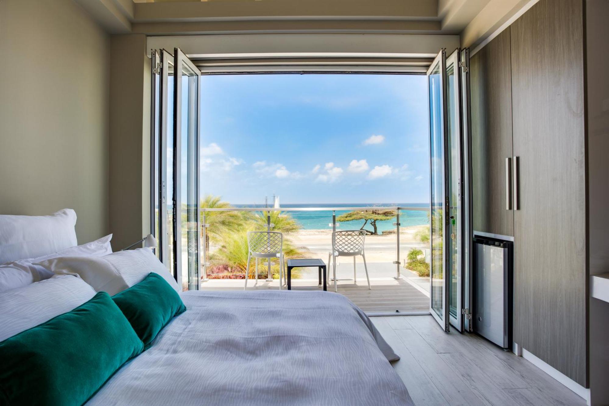 Ocean Z Boutique Hotel Palm Beach Exterior foto